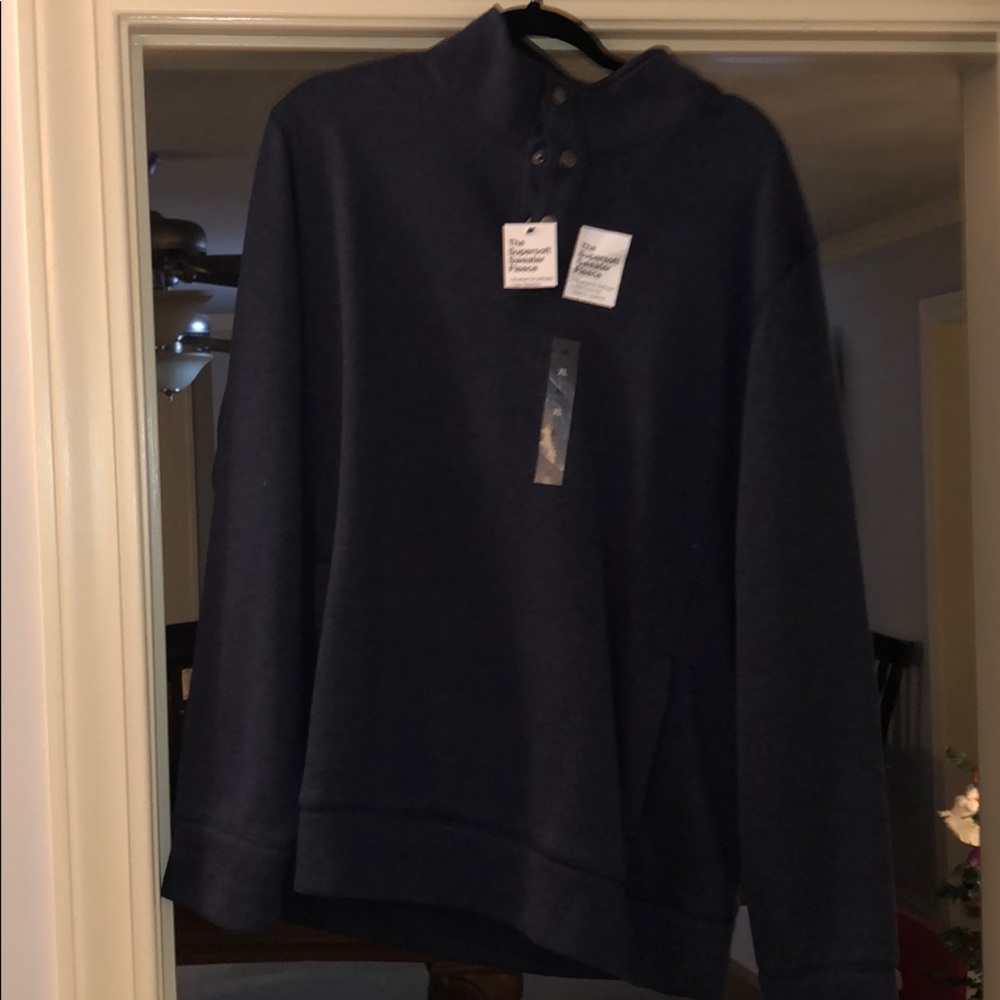 Brand New Men’s Pullover